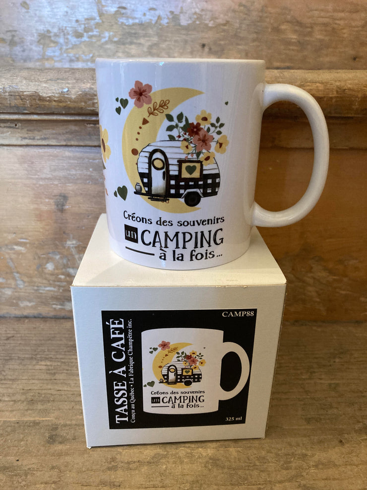 Tasse Créons Des Souvenris Un Camping À La Fois