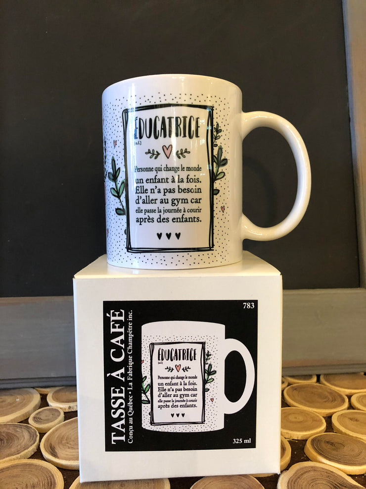 Tasse Éducatrice avec coeur